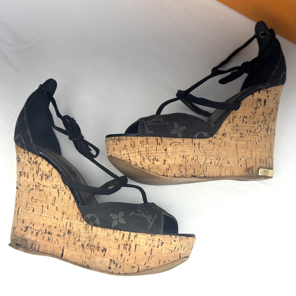 ❌SOLDX 💎Louis Vuitton Black Denim Wedges - Picture 8 of 16